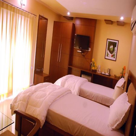 Hotel Sri Madhura Inn Hyderabad Luaran gambar