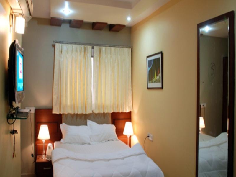 Hotel Sri Madhura Inn Hyderabad Luaran gambar